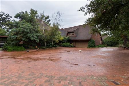 False - House For Sale in Kyalami AH, Midrand, Gauteng - M10230