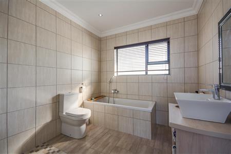 False - House For Sale in Le Grand Estate, George, Western Cape - M11075