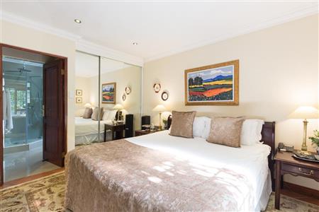 False - Hotel For Sale in Sandton Central, Sandton, Gauteng - M19021