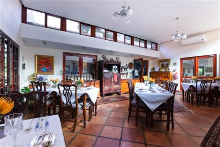 False - Hotel For Sale in Sandton Central, Sandton, Gauteng - M19021