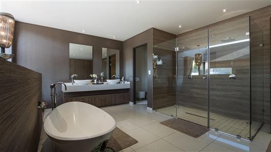 False - House For Sale in Woodmead, Sandton, Gauteng - M10339
