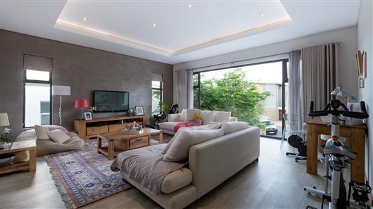 False - House For Sale in Woodmead, Sandton, Gauteng - M10339