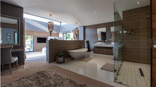 False - House For Sale in Woodmead, Sandton, Gauteng - M10339