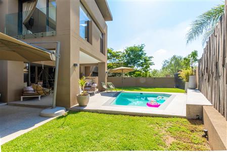 False - House For Sale in Woodmead, Sandton, Gauteng - M10339