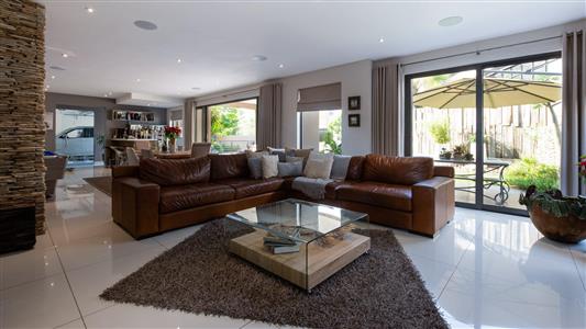 False - House For Sale in Woodmead, Sandton, Gauteng - M10339