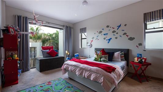 False - House For Sale in Woodmead, Sandton, Gauteng - M10339