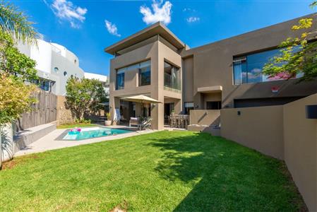 False - House For Sale in Woodmead, Sandton, Gauteng - M10339