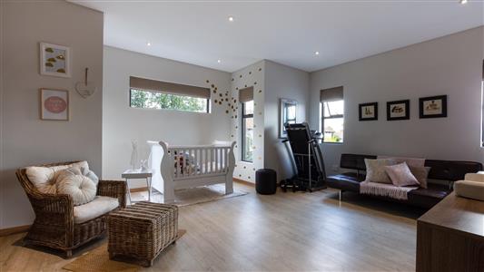 False - House For Sale in Woodmead, Sandton, Gauteng - M10339