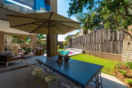 False - House For Sale in Woodmead, Sandton, Gauteng - M10339