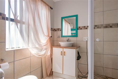 False - House For Sale in Stilbaai Wes, Stilbaai, Western Cape - M17452