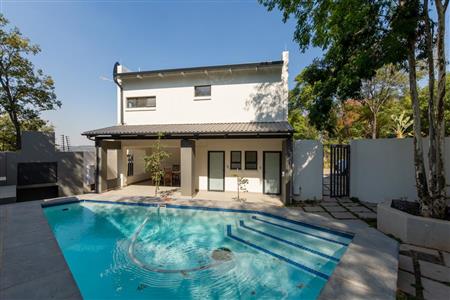 False - Apartment For Sale in Bryanston, Sandton, Gauteng - M10109