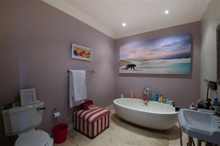 False - House For Sale in Bryanston, Sandton, Gauteng - M11760