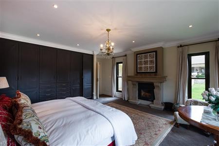 False - House For Sale in Bryanston, Sandton, Gauteng - M11760