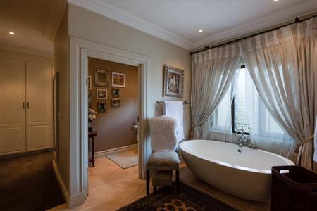 False - House For Sale in Bryanston, Sandton, Gauteng - M11760