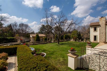 False - House For Sale in Bryanston, Sandton, Gauteng - M11760