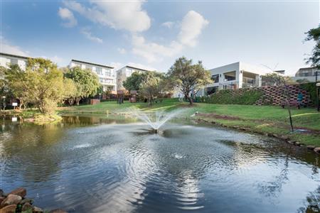 False - Apartment For Sale in Fourways, Sandton, Gauteng - M10060