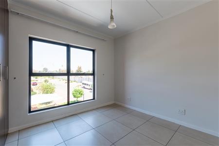 False - Apartment For Sale in Fourways, Sandton, Gauteng - M10060