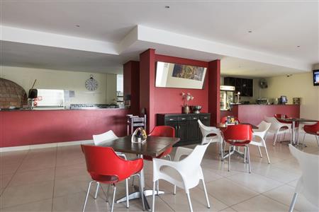 False - Apartment For Sale in Fourways, Sandton, Gauteng - M10060