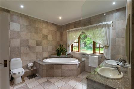False - House For Sale in Bryanston, Sandton, Gauteng - M10392