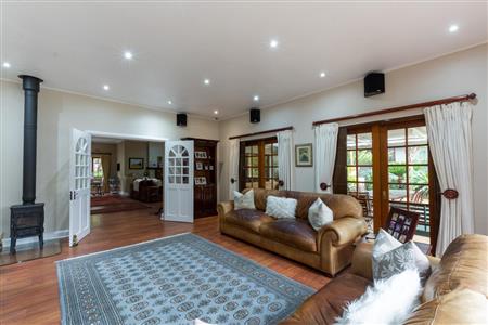 False - House For Sale in Bryanston, Sandton, Gauteng - M10392