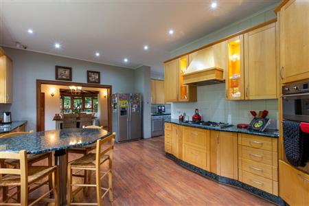 False - House For Sale in Bryanston, Sandton, Gauteng - M10392
