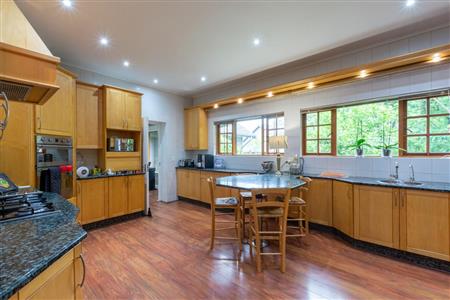 False - House For Sale in Bryanston, Sandton, Gauteng - M10392