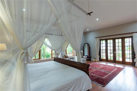 False - House For Sale in Bryanston, Sandton, Gauteng - M10392