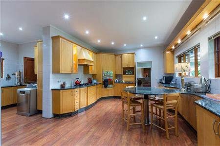 False - House For Sale in Bryanston, Sandton, Gauteng - M10392