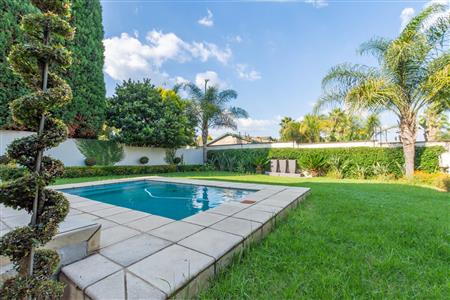 False - House For Sale in Bryanston, Sandton, Gauteng - M12275