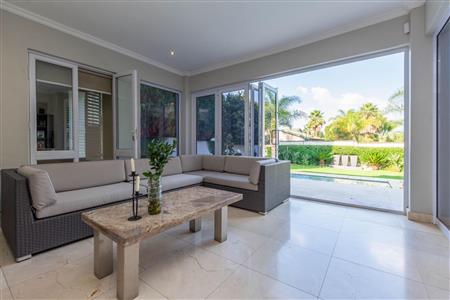 False - House For Sale in Bryanston, Sandton, Gauteng - M12275