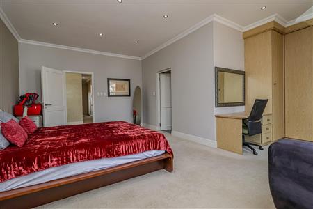 False - House For Sale in Bryanston, Sandton, Gauteng - M12275