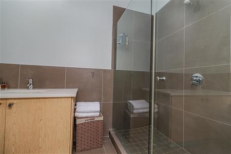 False - House For Sale in Bryanston, Sandton, Gauteng - M12275
