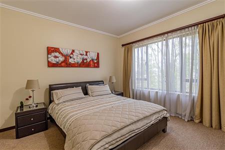 False - Apartment For Sale in Bryanston, Sandton, Gauteng - M11839