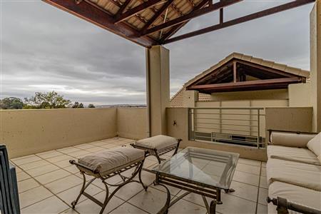 False - Apartment For Sale in Bryanston, Sandton, Gauteng - M11839