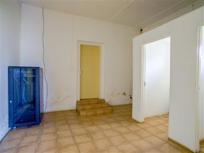 False - Office for sale in Alice - M19856