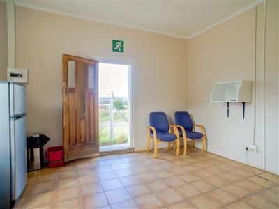 False - Office for sale in Alice - M19856