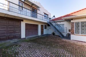 Cosy, fully furnished Studio apartment/Granny flat (suitable for only ONE PERSON)  - M110029