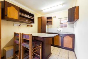 Cosy, fully furnished Studio apartment/Granny flat (suitable for only ONE PERSON)  - M110029