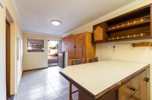 Cosy, fully furnished Studio apartment/Granny flat (suitable for only ONE PERSON)  - M110029