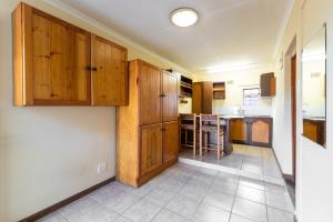 Cosy, fully furnished Studio apartment/Granny flat (suitable for only ONE PERSON)  - M110029