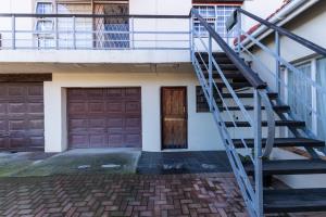 Cosy, fully furnished Studio apartment/Granny flat (suitable for only ONE PERSON)  - M110029