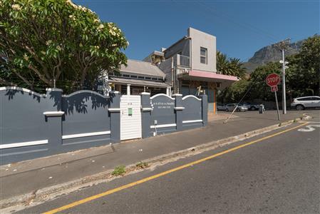 False - House For Sale in Vredehoek, Cape Town, Western Cape - M110055