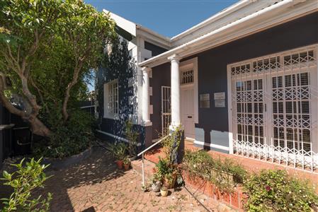 False - House For Sale in Vredehoek, Cape Town, Western Cape - M110055