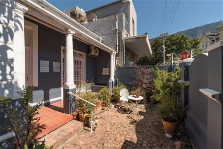 False - House For Sale in Vredehoek, Cape Town, Western Cape - M110055