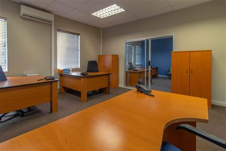 False - Office To Rent in Weltevreden Park, Roodepoort, Gauteng - M111792
