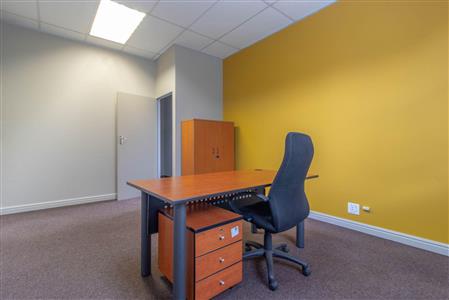 False - Office To Rent in Weltevreden Park, Roodepoort, Gauteng - M111792