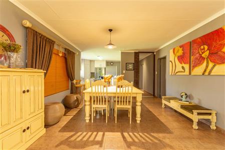 Farm For Sale in Buffelspoort Eco Estate, Modimolle, Limpopo - M110465