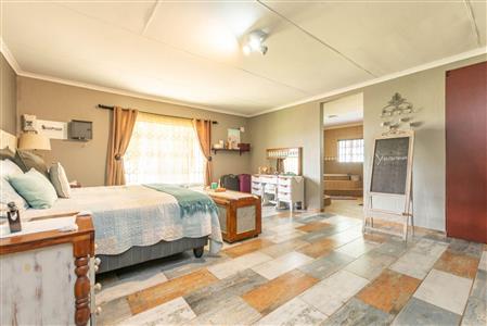 Farm For Sale in Buffelspoort Eco Estate, Modimolle, Limpopo - M110465
