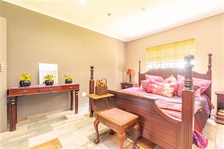 Farm For Sale in Buffelspoort Eco Estate, Modimolle, Limpopo - M110465