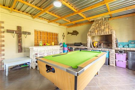 Farm For Sale in Buffelspoort Eco Estate, Modimolle, Limpopo - M110465